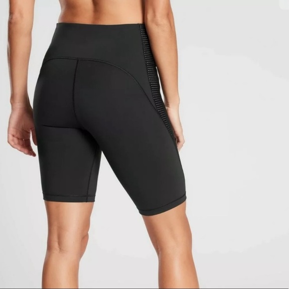 Athleta Hiit It 9” Bike Shorts - Picture 3 of 13